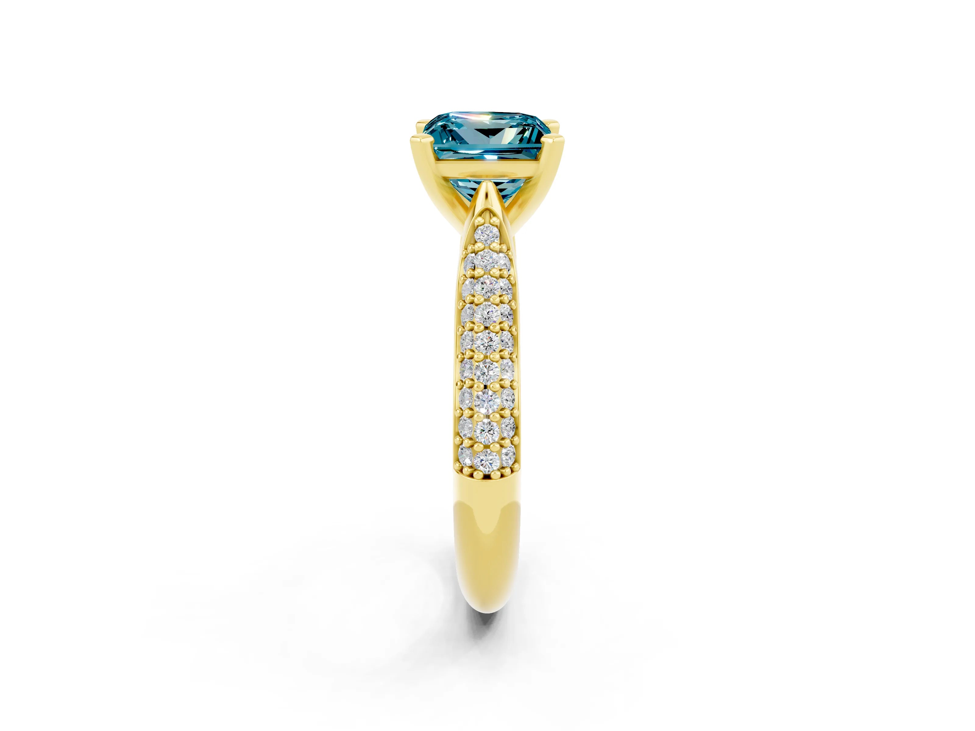 Yellow gold Princess Cut Diamond Solitaire Engagement Ring with Pavé Band and Four-Prong Setting_2