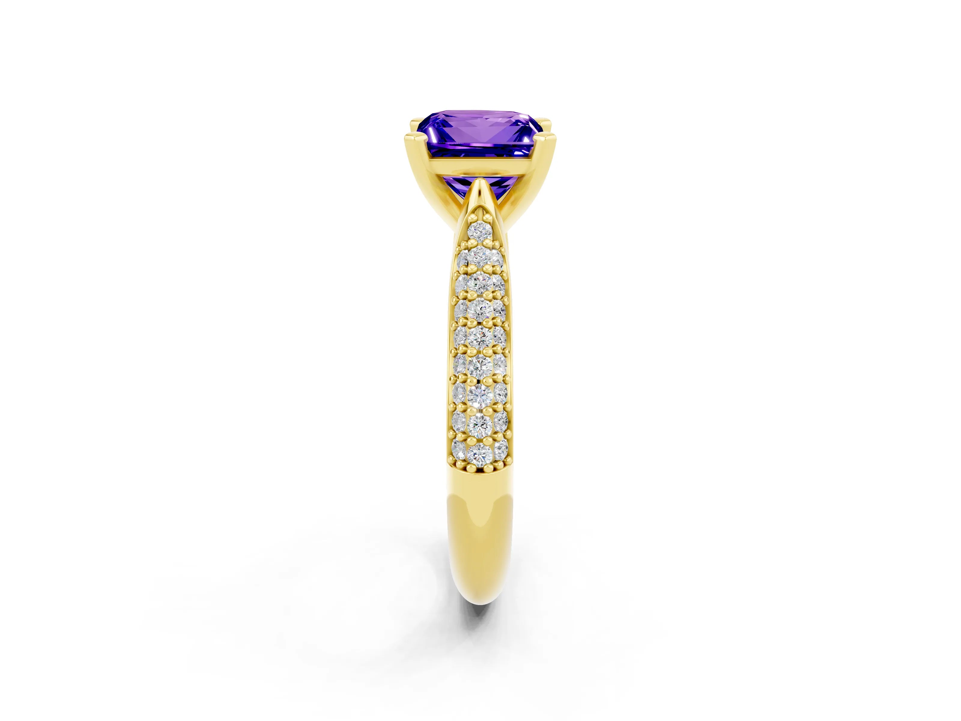 Yellow gold Princess Cut Diamond Solitaire Engagement Ring with Pavé Band and Four-Prong Setting_2