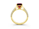 Yellow gold Princess Cut Diamond Solitaire Engagement Ring with Pavé Band and Four-Prong Setting_3
