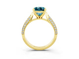 Yellow gold Princess Cut Diamond Solitaire Engagement Ring with Pavé Band and Four-Prong Setting_3