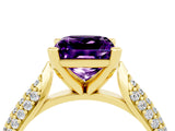 Yellow gold Princess Cut Diamond Solitaire Engagement Ring with Pavé Band and Four-Prong Setting_4