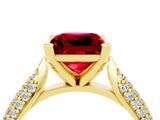 Yellow gold Princess Cut Diamond Solitaire Engagement Ring with Pavé Band and Four-Prong Setting_4