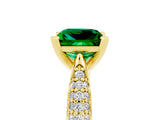 Yellow gold Princess Cut Diamond Solitaire Engagement Ring with Pavé Band and Four-Prong Setting_4