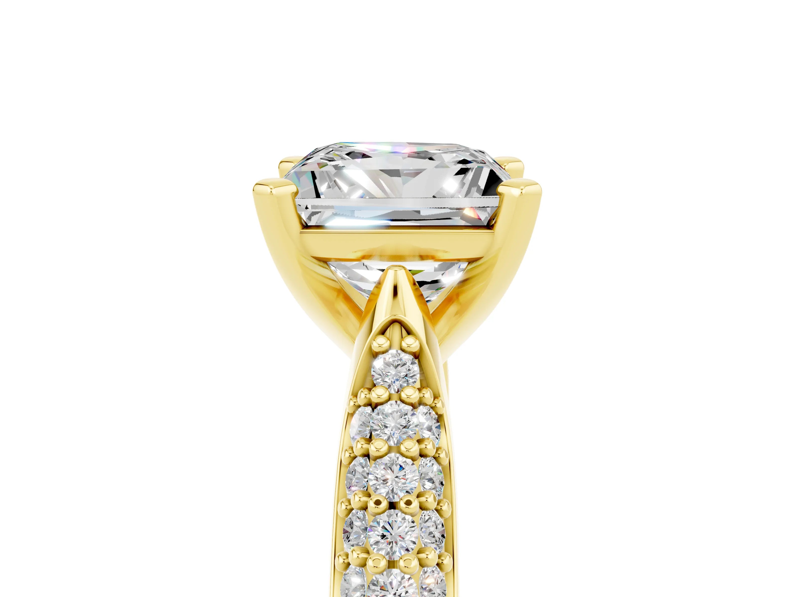 Yellow gold Princess Cut Diamond Solitaire Engagement Ring with Pavé Band and Four-Prong Setting_5