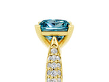 Yellow gold Princess Cut Diamond Solitaire Engagement Ring with Pavé Band and Four-Prong Setting_5