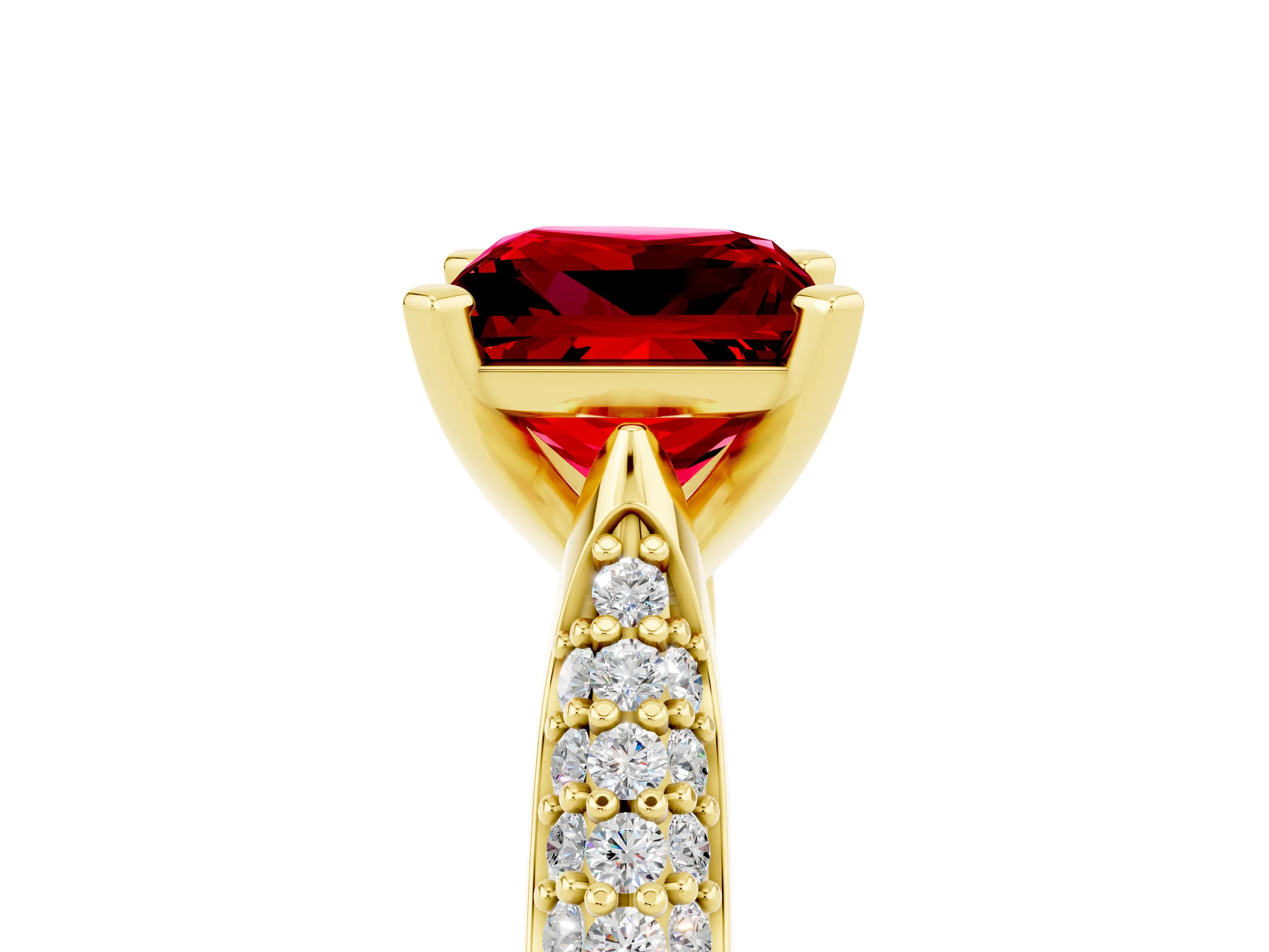 Yellow gold Princess Cut Diamond Solitaire Engagement Ring with Pavé Band and Four-Prong Setting_5