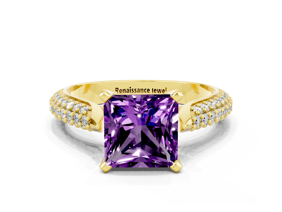 Yellow gold Princess Cut Diamond Solitaire Engagement Ring with Pavé Band and Four-Prong Setting