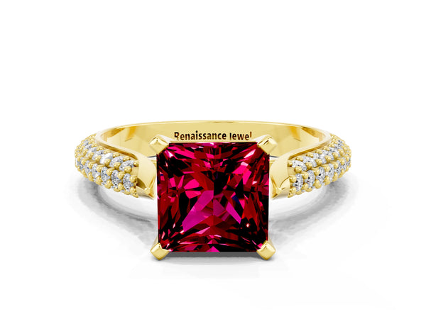 Yellow gold Princess Cut Garnet Solitaire Engagement Ring with Multi-Row Round Pavé Band and Prong Setting