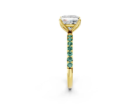 Yellow gold Princess Cut Diamond Solitaire Engagement Ring with Round with Green Sapphire side stone Pavé Band and Prong Setting_2
