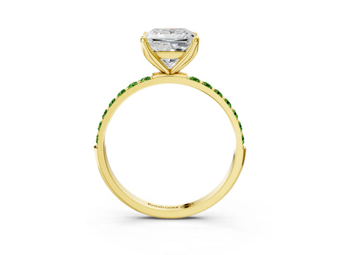 Yellow gold Princess Cut Diamond Solitaire Engagement Ring with Round with Peridot side stone Pavé Band and Prong Setting_3