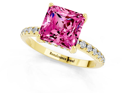 Yellow gold Princess Cut Diamond Solitaire Ring with Four-Prong Setting and Pavé Band_1