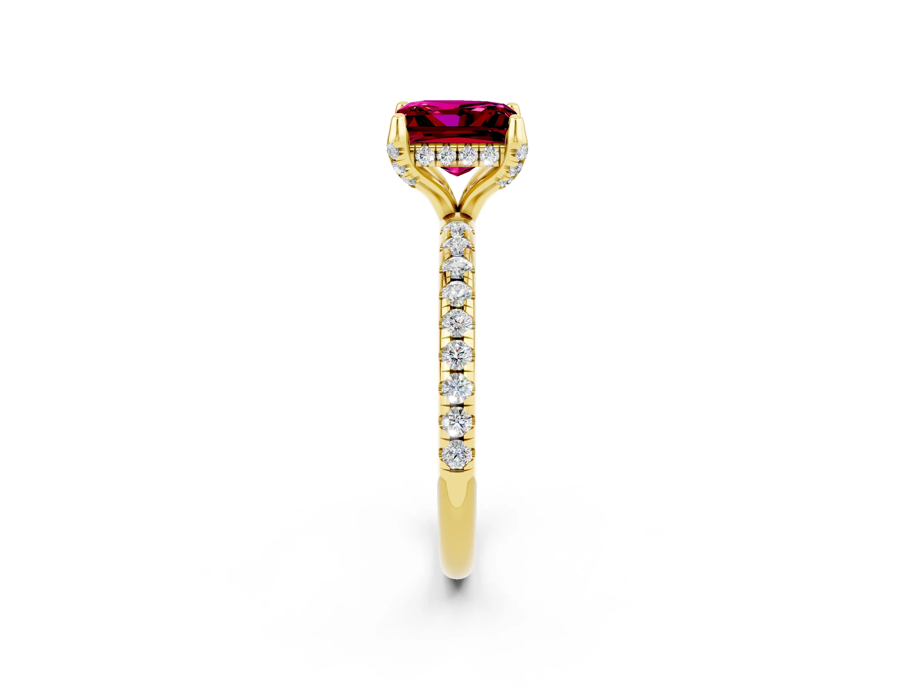 Yellow gold Princess Cut Diamond Solitaire Ring with Four-Prong Setting and Pavé Band_2