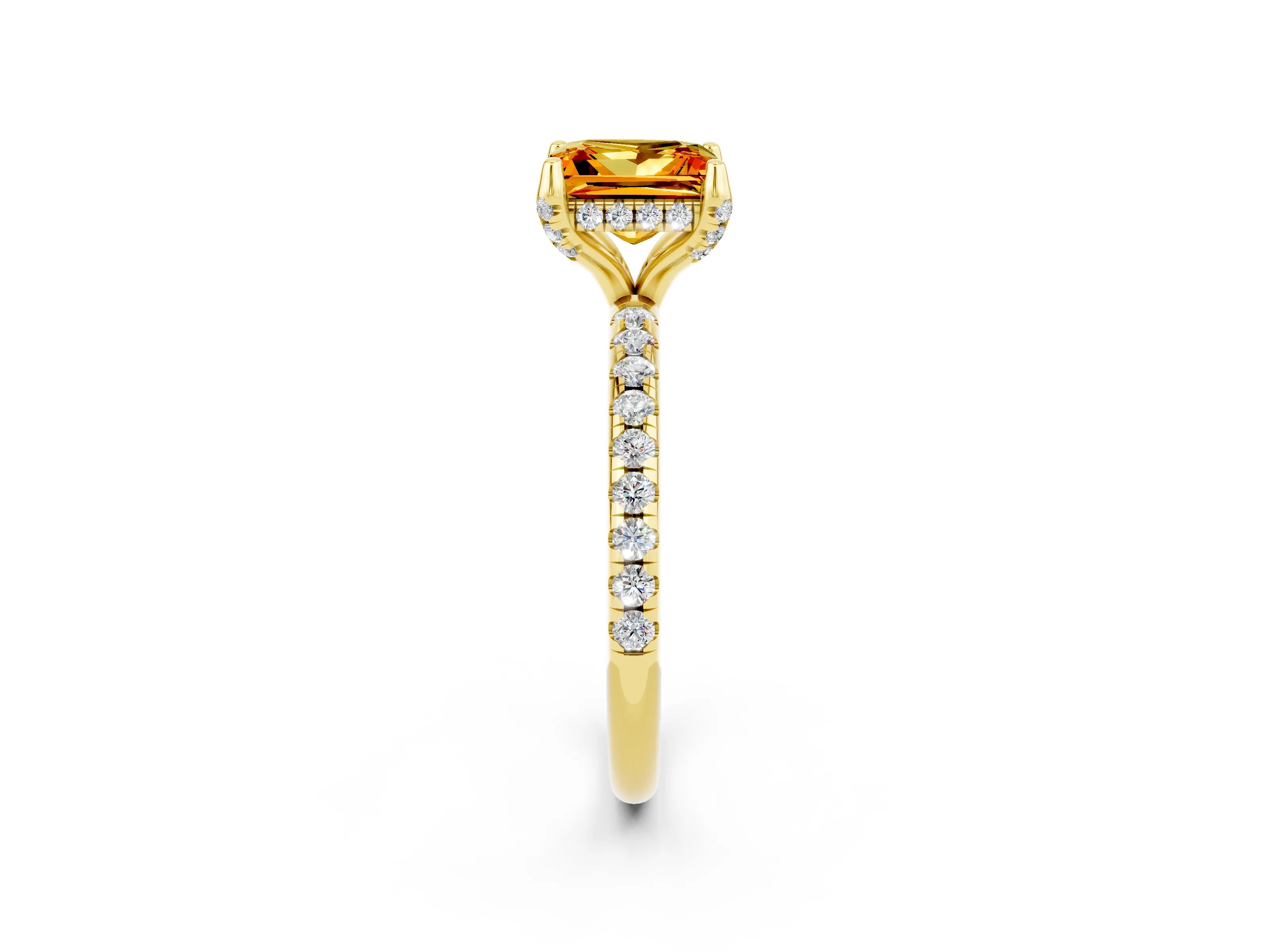 Yellow gold Princess Cut Diamond Solitaire Ring with Four-Prong Setting and Pavé Band_2