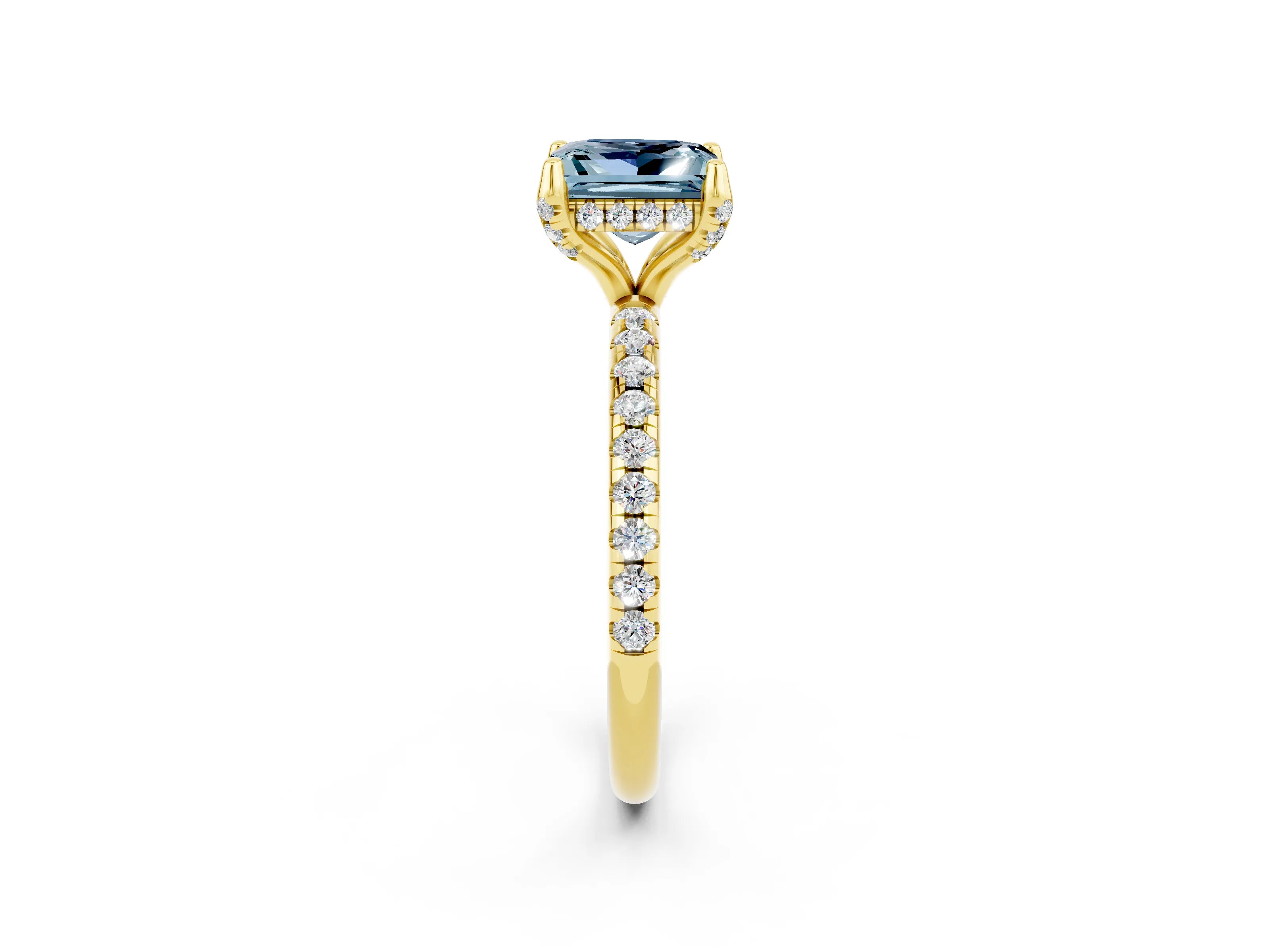 Yellow gold Princess Cut Diamond Solitaire Ring with Four-Prong Setting and Pavé Band_2