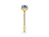 Yellow gold Princess Cut Diamond Solitaire Ring with Four-Prong Setting and Pavé Band_2
