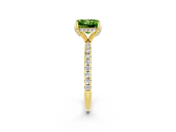 Yellow gold Princess Cut Diamond Solitaire Ring with Four-Prong Setting and Pavé Band