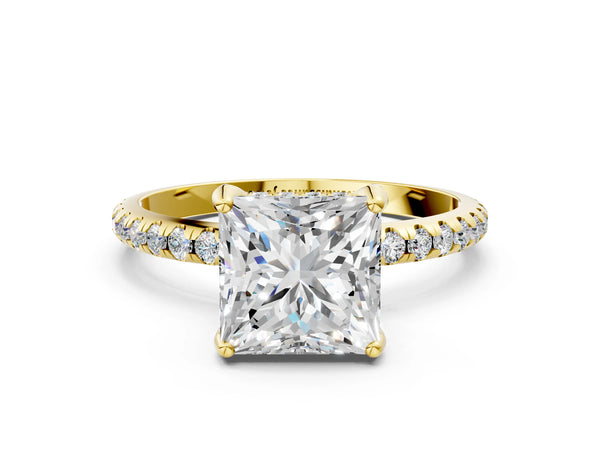 Yellow gold Princess Cut Diamond Solitaire Ring with Four-Prong Setting and Pavé Band
