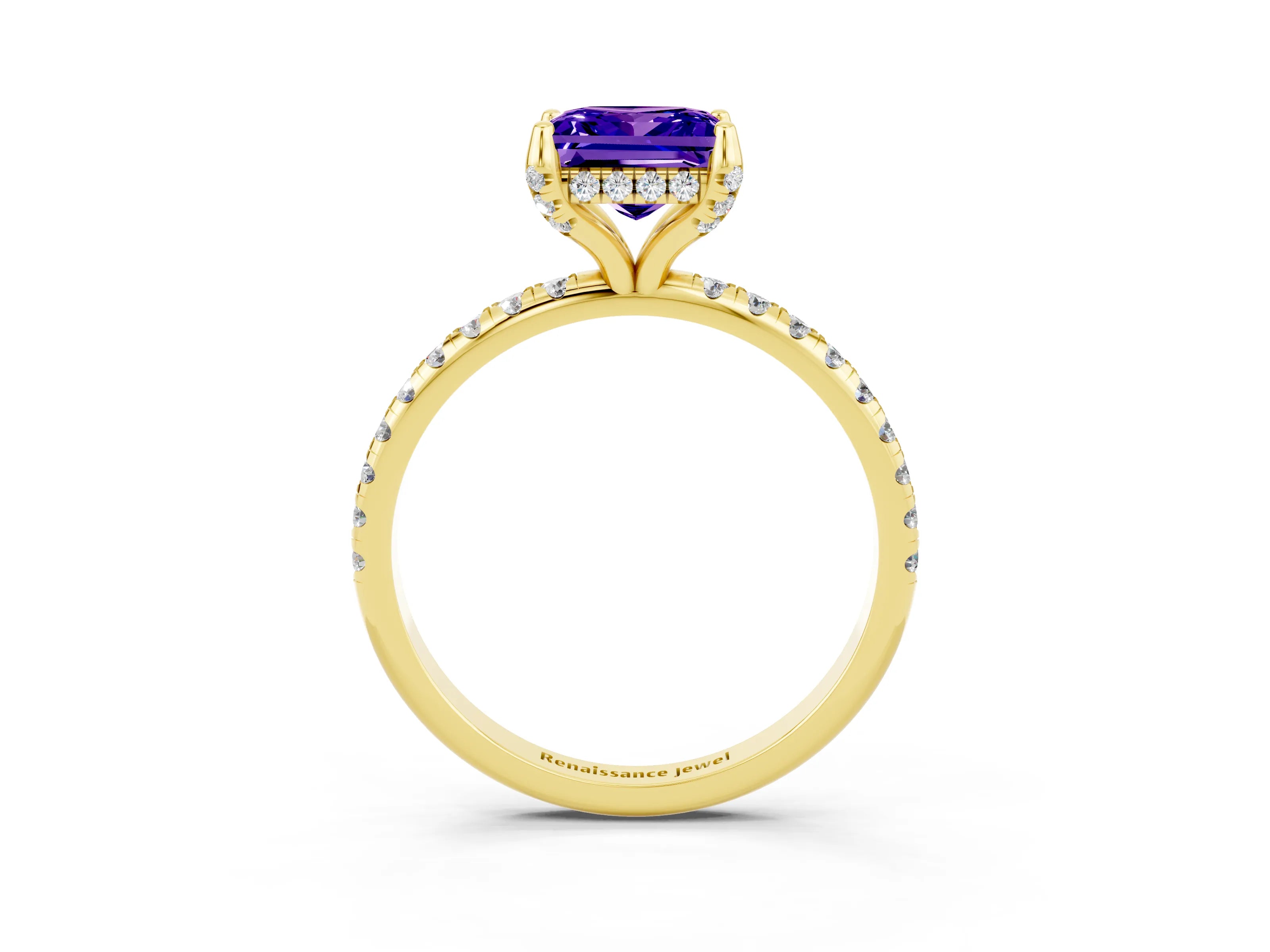Yellow gold Princess Cut Diamond Solitaire Ring with Four-Prong Setting and Pavé Band_3