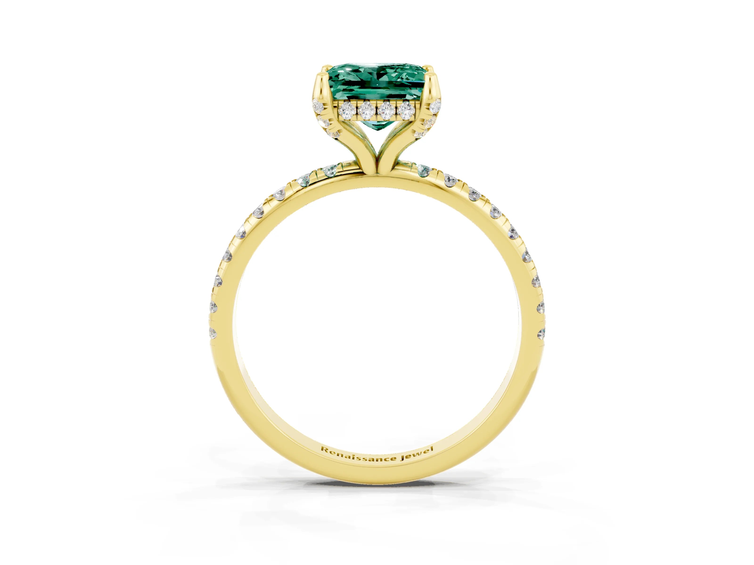 Yellow gold Princess Cut Diamond Solitaire Ring with Four-Prong Setting and Pavé Band_3