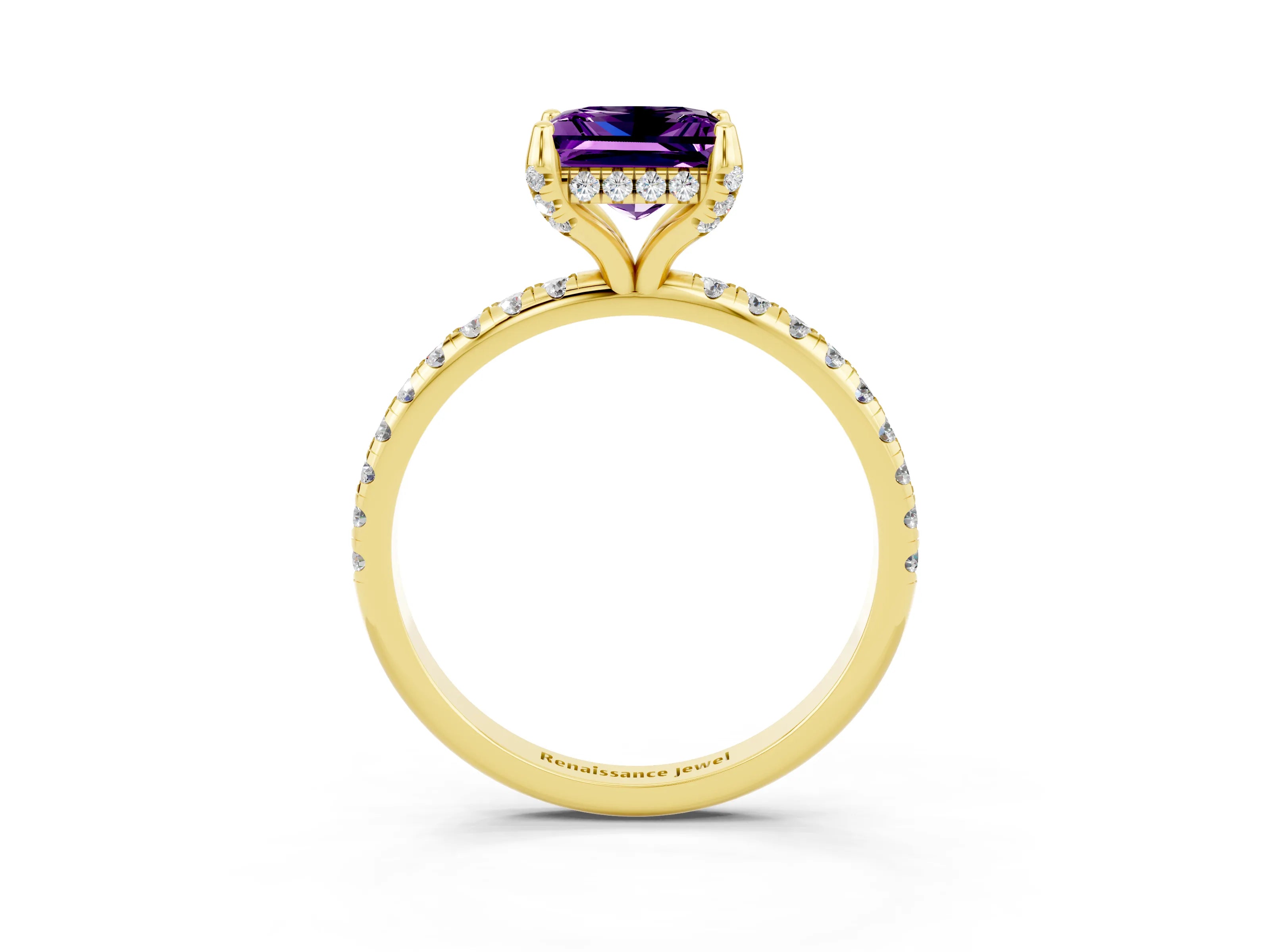 Yellow gold Princess Cut Diamond Solitaire Ring with Four-Prong Setting and Pavé Band_3