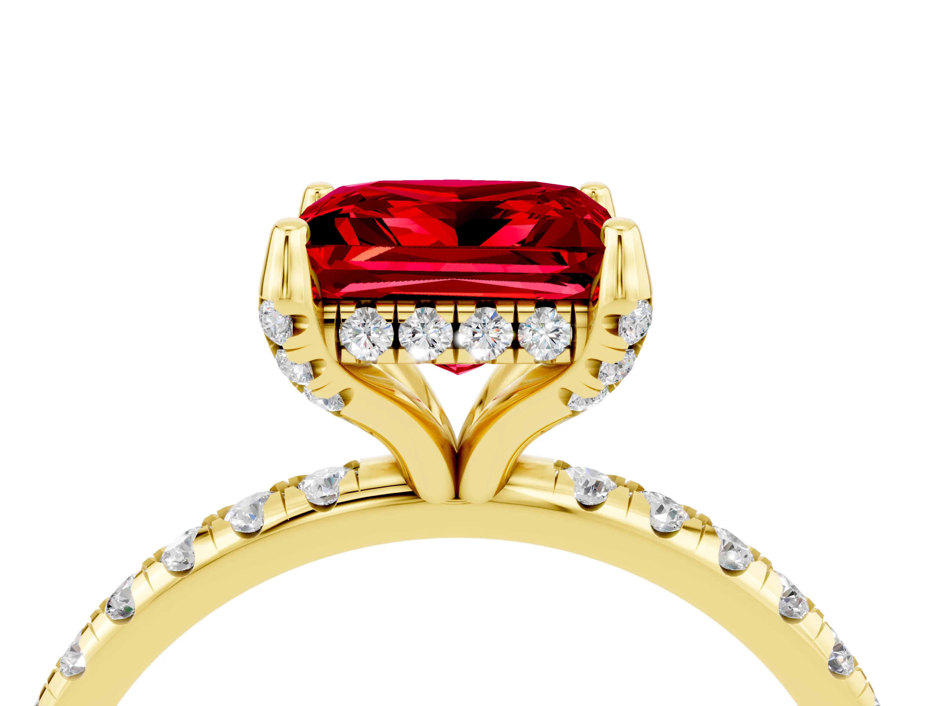 Yellow gold Princess Cut Diamond Solitaire Ring with Four-Prong Setting and Pavé Band_4