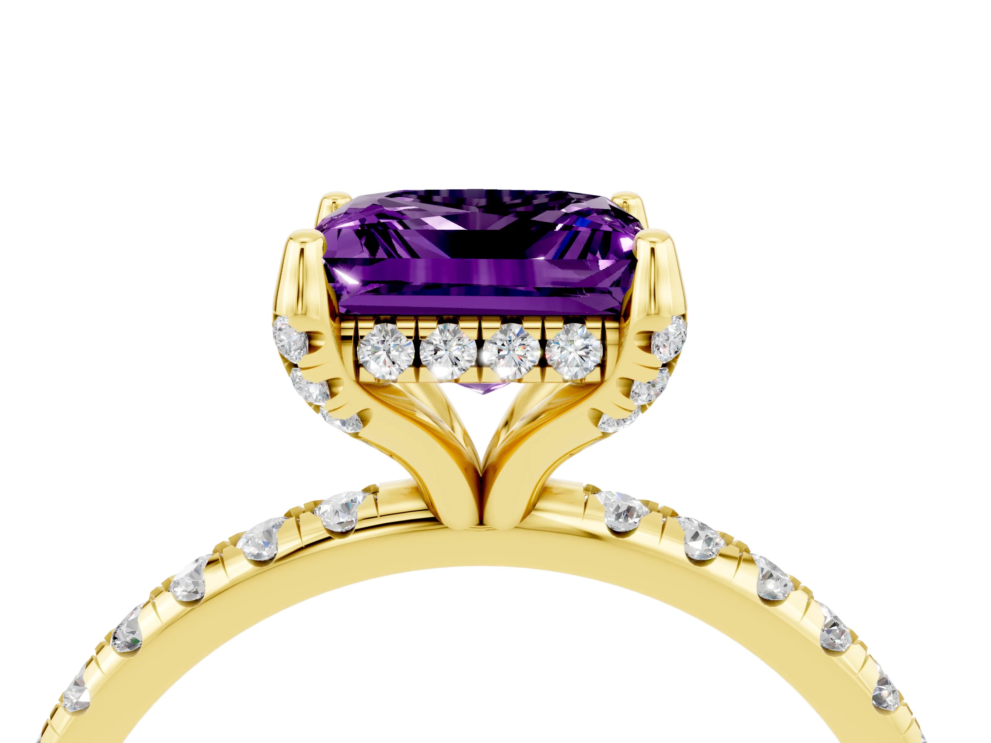 Yellow gold Princess Cut Diamond Solitaire Ring with Four-Prong Setting and Pavé Band_4
