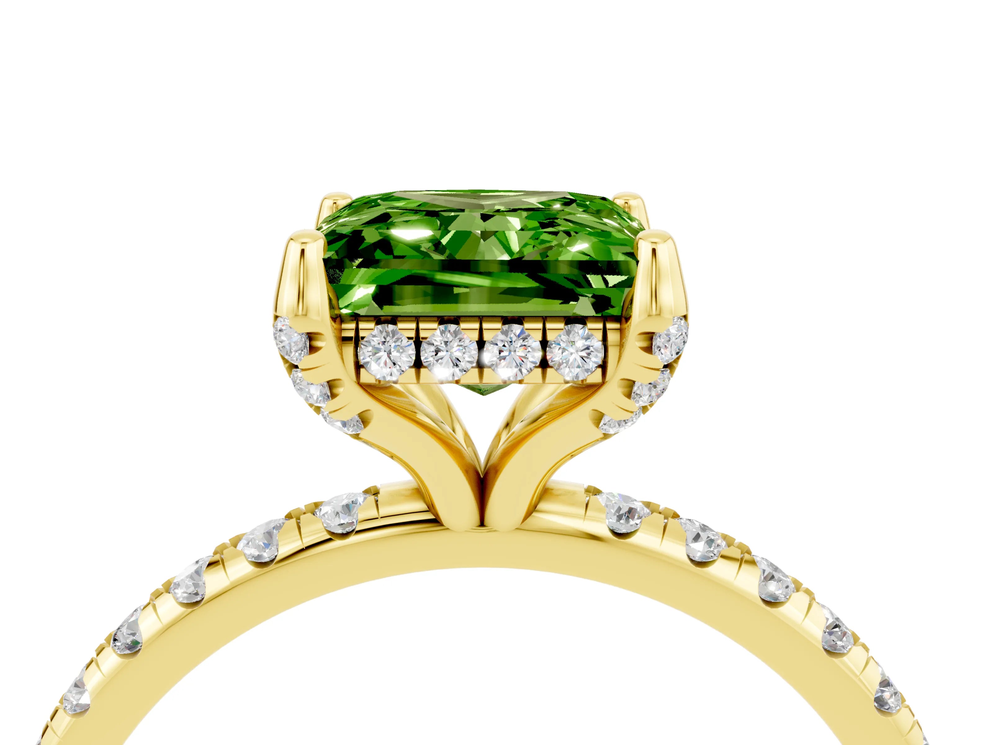 Yellow gold Princess Cut Diamond Solitaire Ring with Four-Prong Setting and Pavé Band_4