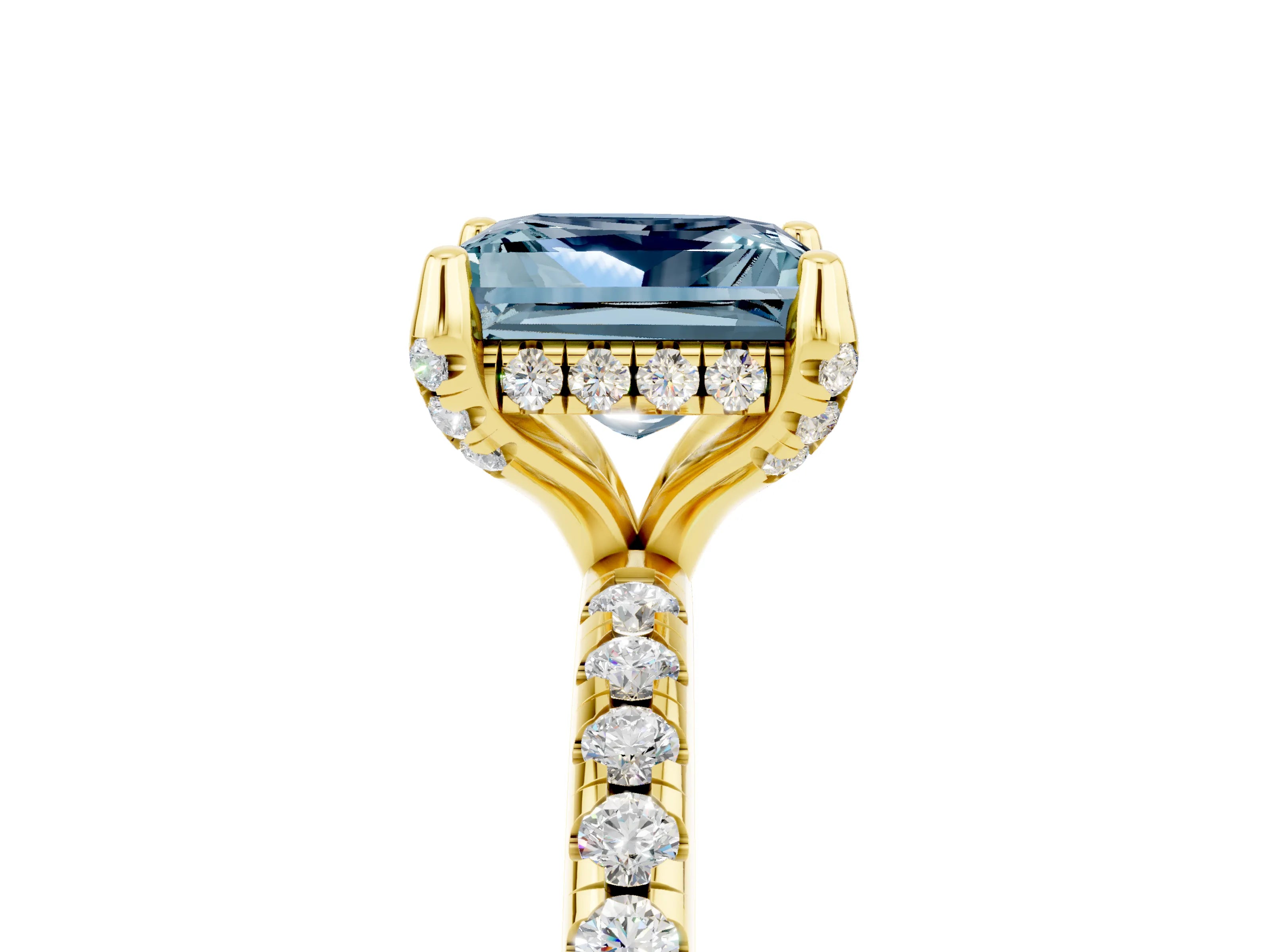 Yellow gold Princess Cut Diamond Solitaire Ring with Four-Prong Setting and Pavé Band_5