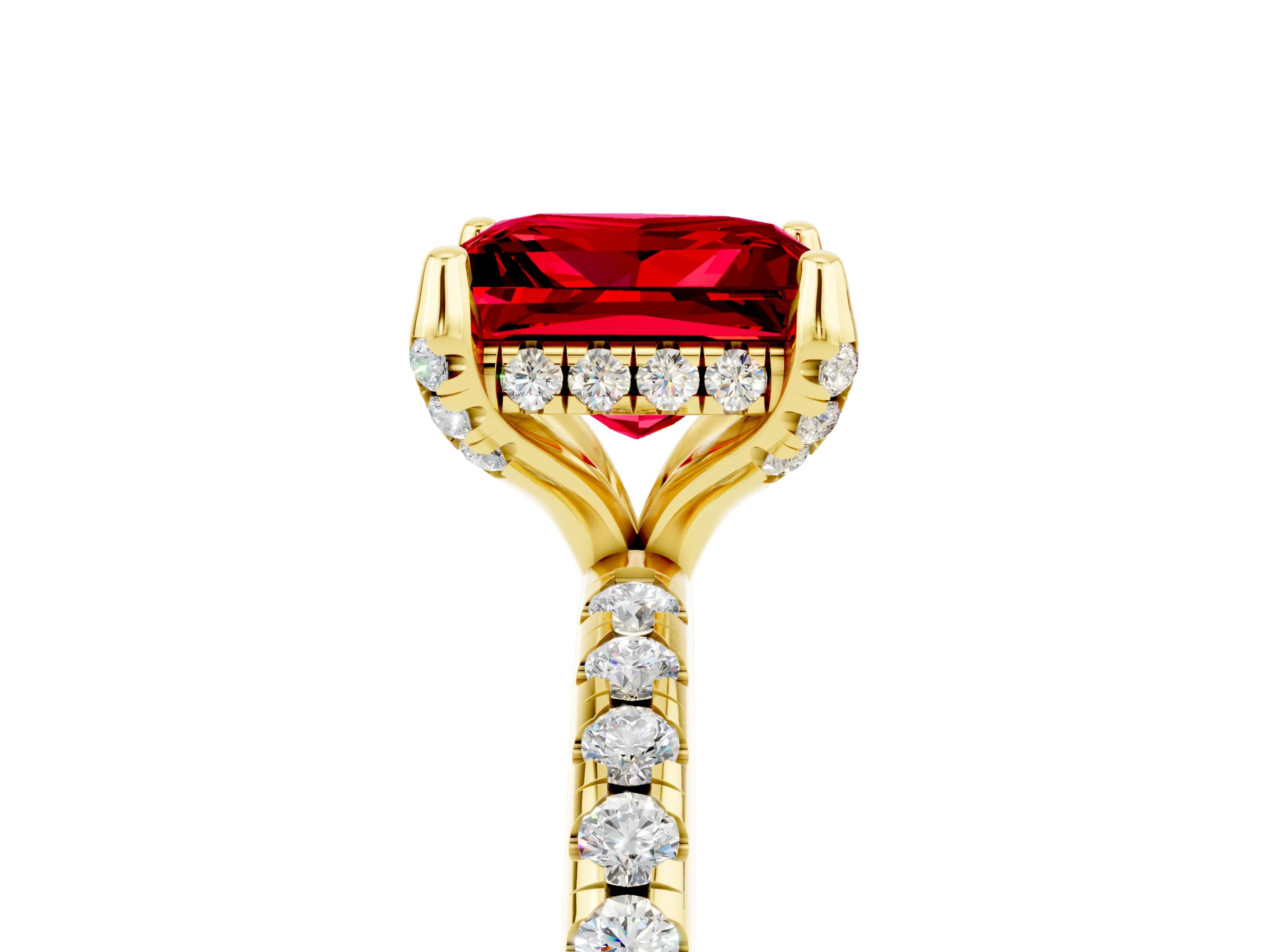 Yellow gold Princess Cut Diamond Solitaire Ring with Four-Prong Setting and Pavé Band_5