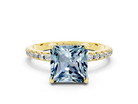 Yellow gold Princess Cut Diamond Solitaire Ring with Four-Prong Setting and Pavé Band