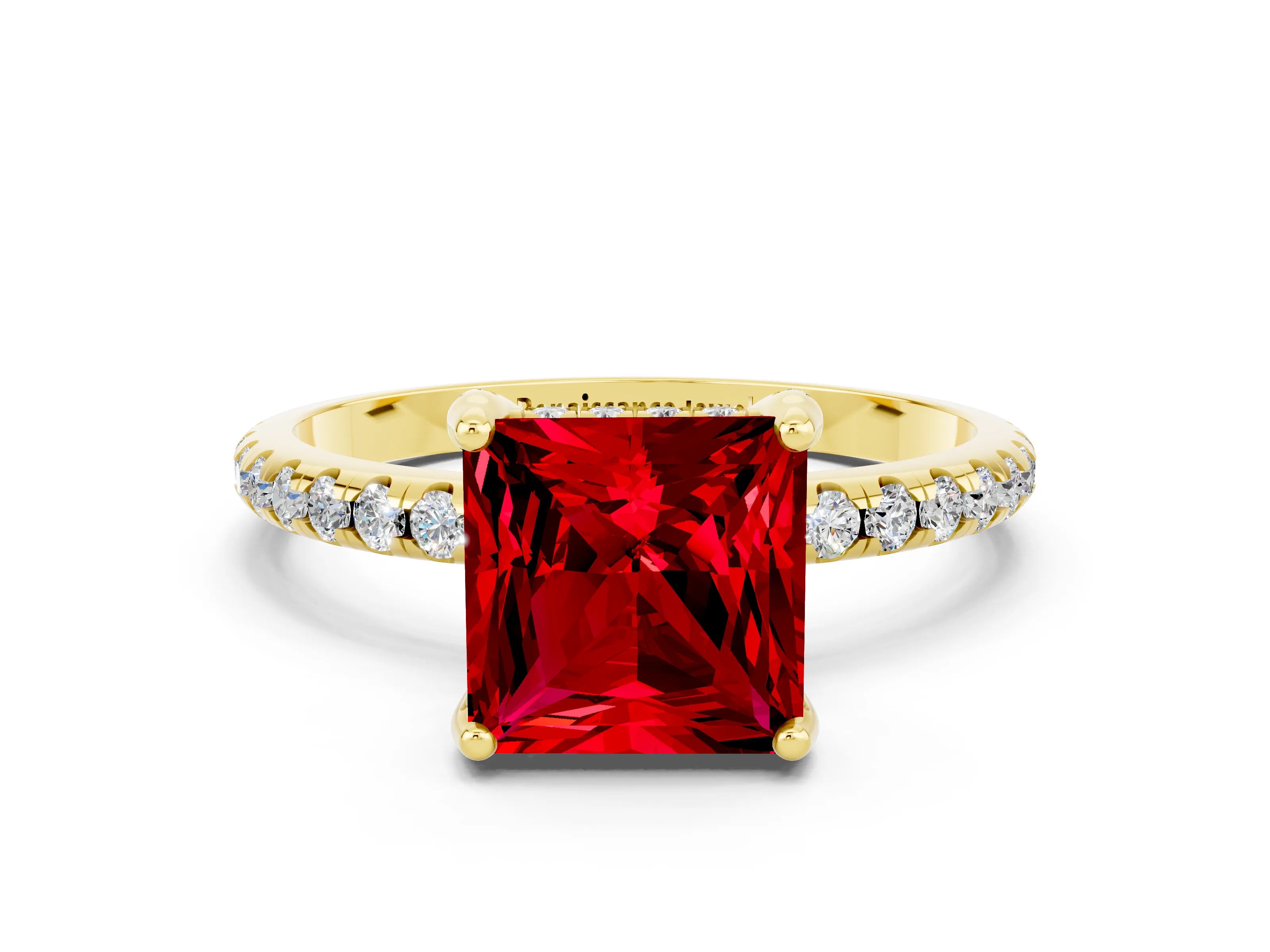 Yellow gold Princess Cut Diamond Solitaire Ring with Four-Prong Setting and Pavé Band