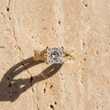 Yellow gold Princess Cut Diamond Solitaire Ring with Four-Prong Setting and Twisted Pavé Band_16