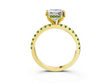 Yellow gold Princess Cut Diamond Solitaire Ring with Pavé Band and Four-Prong Setting_3