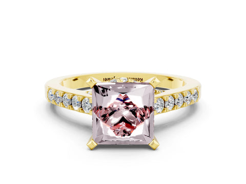 Yellow gold Princess Cut Diamond Solitaire Ring with Pavé Band and Prong Setting_12