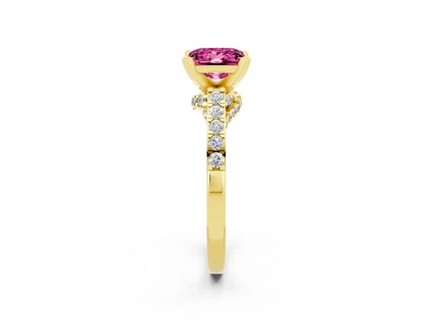 Yellow gold Princess Cut Diamond Solitaire Ring with Pavé Band and Prong Setting_14