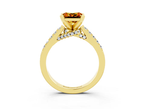 Yellow gold Princess Cut Diamond Solitaire Ring with Pavé Band and Prong Setting_15