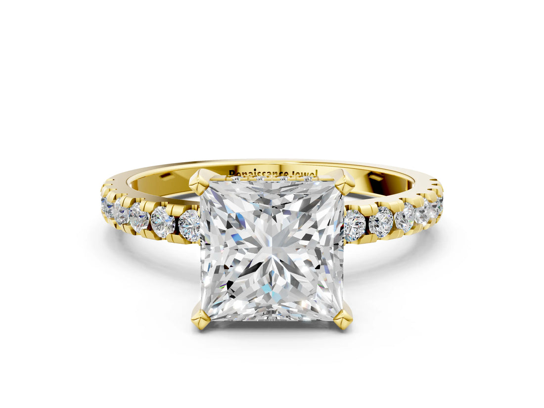 Yellow gold Princess Cut Diamond Solitaire Ring with Round  Pavé Band and Four-Prong Setting_41
