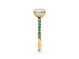 Yellow gold Princess Cut Diamond Solitaire Ring with Round with Green Sapphire side stone Pavé Band and Prong Setting_2