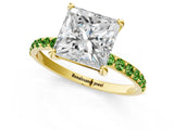Yellow gold Princess Cut Diamond Solitaire Ring with Round with Peridot side stone Pavé Band and Prong Setting_1