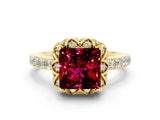 Yellow gold Princess Cut Diamond Solitaire Ring with Shared Prong Pavé Band