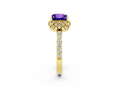 Yellow gold Princess Cut Diamond Solitaire Ring with Shared Prong Pavé Band_2