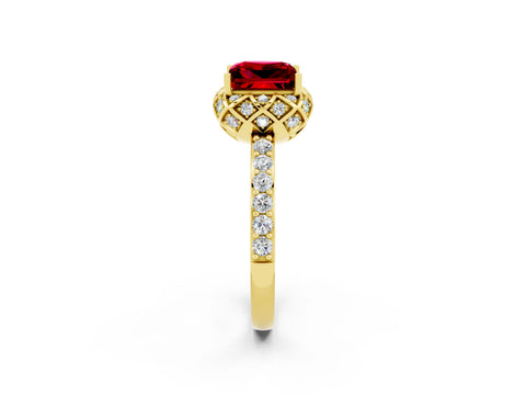 Yellow gold Princess Cut Diamond Solitaire Ring with Shared Prong Pavé Band_2