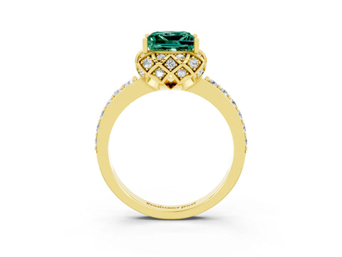 Yellow gold Princess Cut Diamond Solitaire Ring with Shared Prong Pavé Band_3