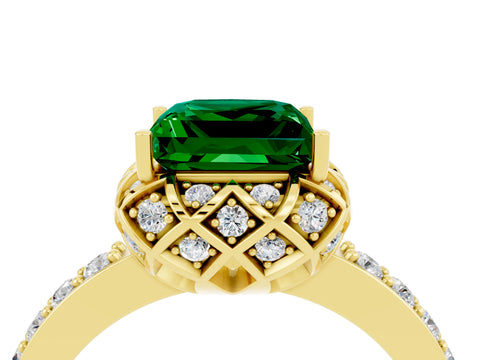Yellow gold Princess Cut Diamond Solitaire Ring with Shared Prong Pavé Band_4