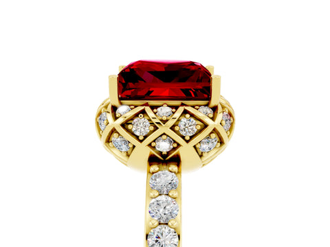Yellow gold Princess Cut Diamond Solitaire Ring with Shared Prong Pavé Band_5