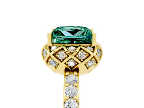 Yellow gold Princess Cut Diamond Solitaire Ring with Shared Prong Pavé Band_5