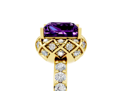 Yellow gold Princess Cut Diamond Solitaire Ring with Shared Prong Pavé Band_5