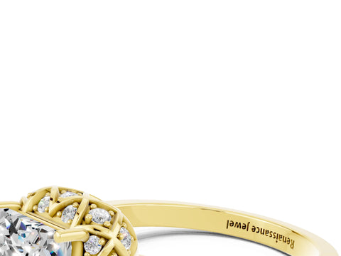 Yellow gold Princess Cut Diamond Solitaire Ring with Shared Prong Pavé Band