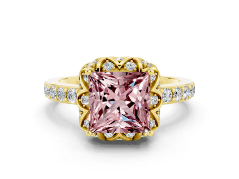 Yellow gold Princess Cut Diamond Solitaire Ring with Shared Prong Pavé Band