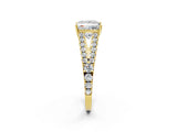 Yellow gold Princess Cut Diamond Split Shank Pavé Engagement Ring with Four-Prong Setting_103